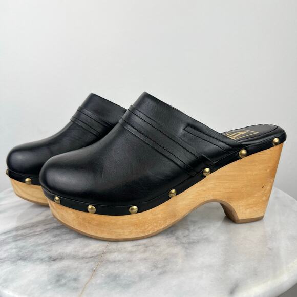 Vintage Aldo Women's Black Leather Studded Wooden Platform Swedish Clogs (5.5) - Picture 1 of 12